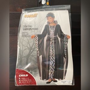 Girl vampire costume.